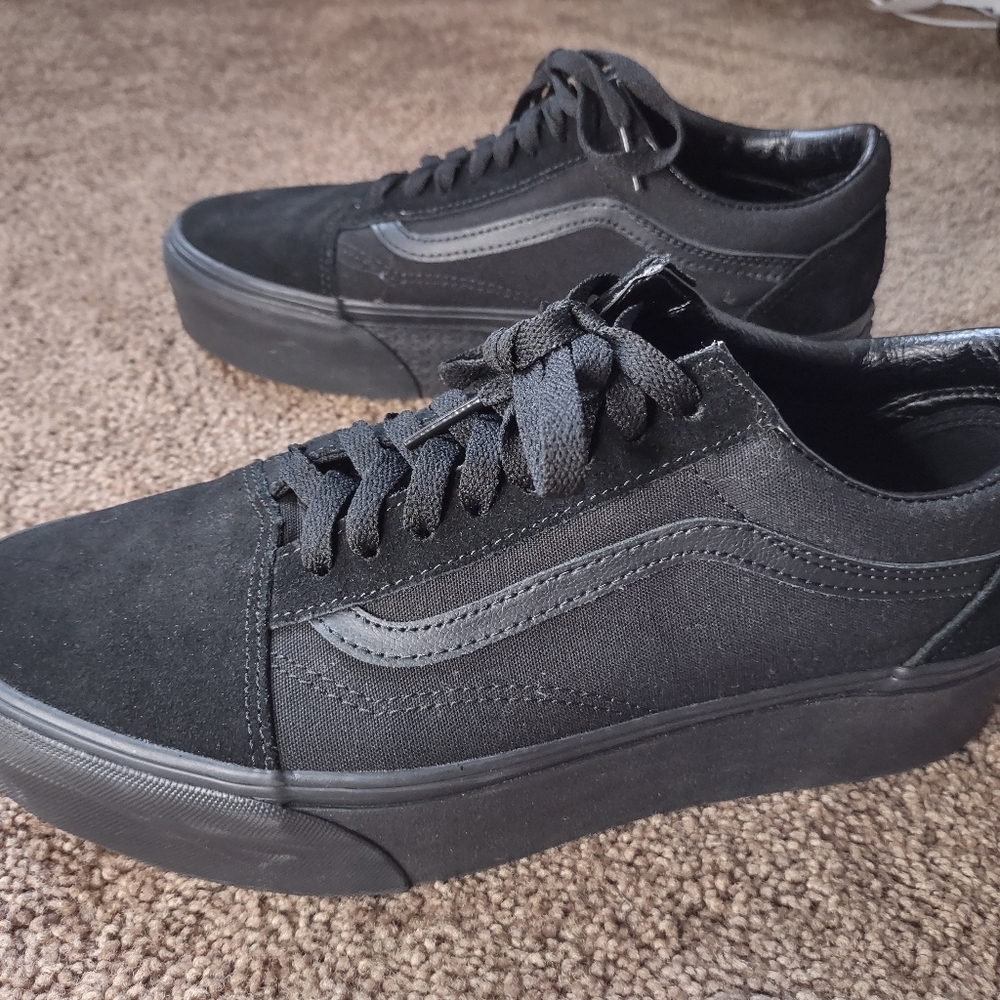 Women's Platform Vans Sneakers